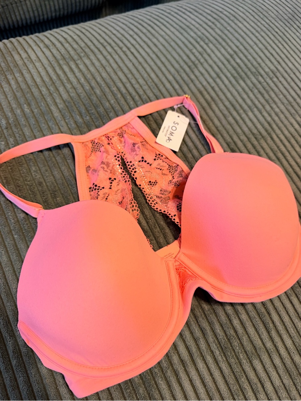 Soma Intimates NWT Coral Pink Lace Underwire Bra-32DD